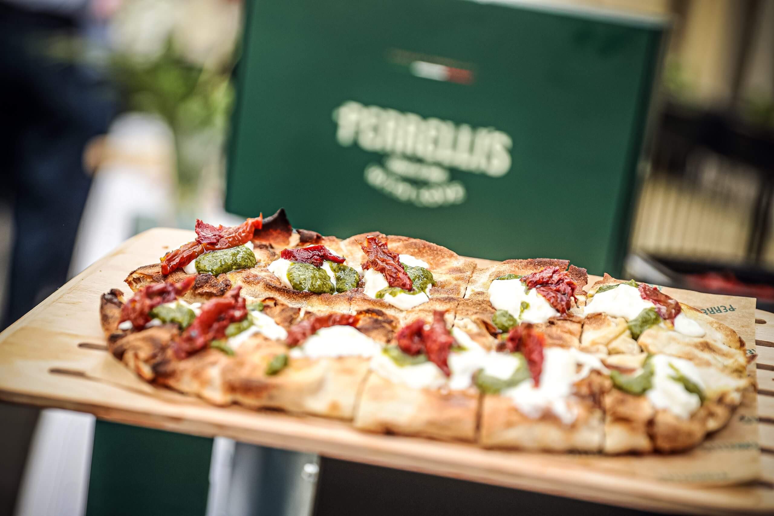 Ät pinza/pinsa i Stockholm!